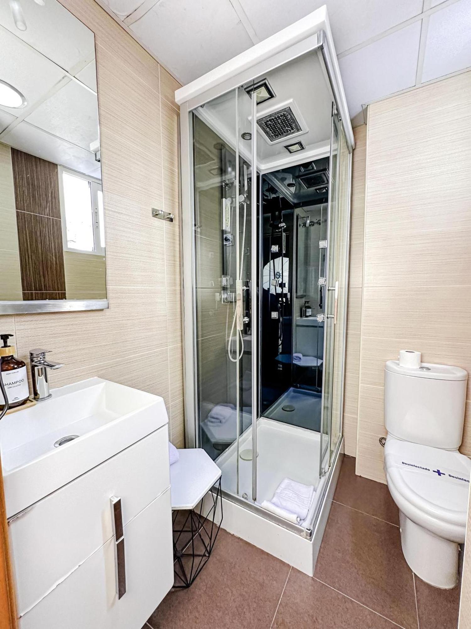 Happy Apartments Валенсия Экстерьер фото